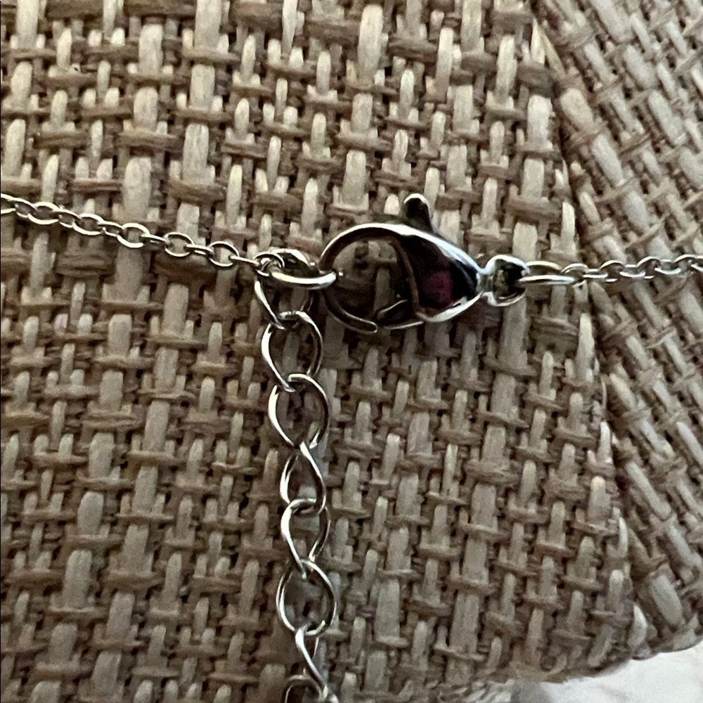 NWT Stainless Steel Elegant Silver Tone  Dainty Necklace initial  R Pendant - Picture 4 of 6